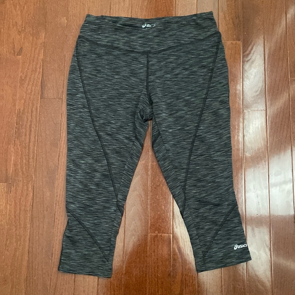 ASICS Running Capris - Picture 10 of 11